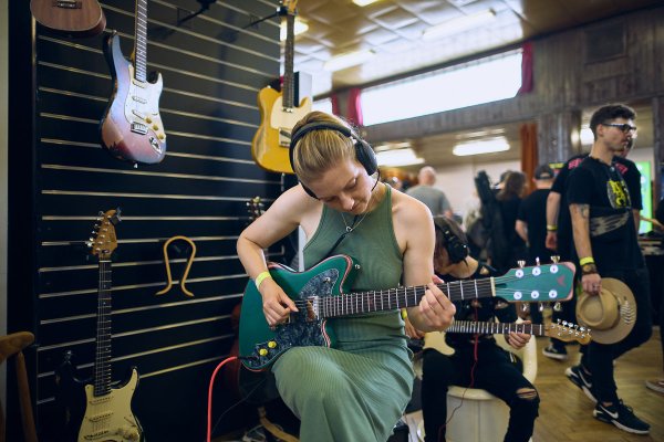 Red Bird Instruments